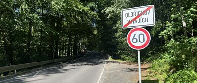 Oldřichov v Hájích, železniční stanice ↔ Oldřichovské sedlo