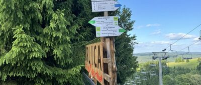 Zieleniec, Schronisko PTTK Orlica