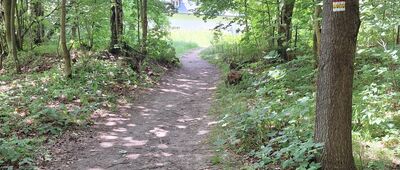 Osada Skály ↔ Zámek Skály