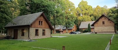 Promnice, rozejście szlaków czerwony / żółty ↔ Promnice