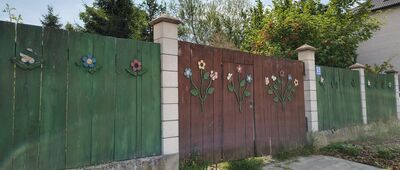 Nowa Słupia, rozejście szlaków