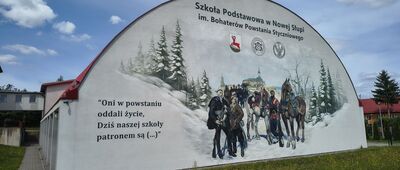 Nowa Słupia, rozejście szlaków ↔ Nowa Słupia, ul. Łazy