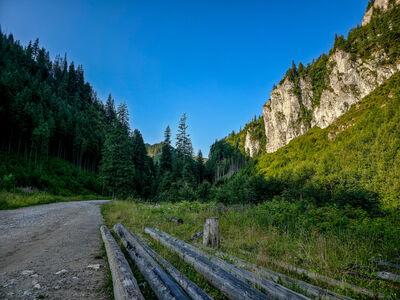 Dolina Chochołowska i Turnia Olejarnia