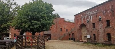 Rozdroże pod Chochołem Małym ↔ Twierdza Srebrna Góra