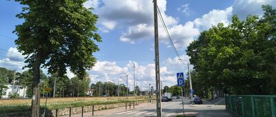 Otwock, Teatr im. Stanisława Jaracza ↔ Otwock, figura Jezusa Chrystusa