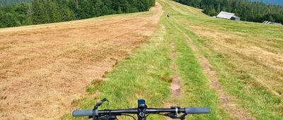 Skrzadnita ↔ Rycerzowa Mała