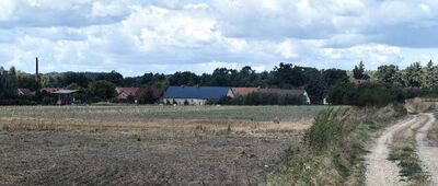 Bożeń, Rów Stawowy ↔ Moczydlnica Dworska