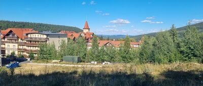 Dom wypoczynkowy Czeszka, parking ↔ Czerniawa-Zdrój, ul. Izerska