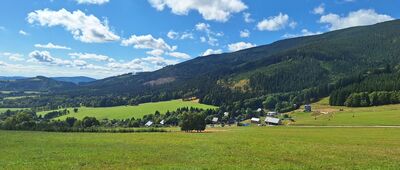 Staré Město, Nádražní ↔ Pevnůstky pod Štvanicí