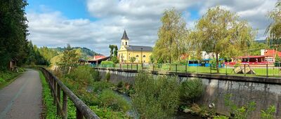 Nová Bystrica, Cadrikovia ↔ Nová Bystrica