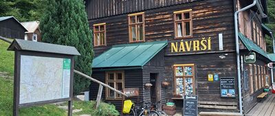 Návrší, turistická chata ↔ Pod Návrším