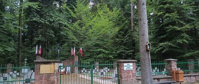 Skarbowa Góra, cmentarz partyzancki