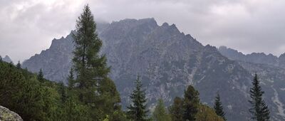 Rázcestie nad Popradským plesom ↔ Trigan