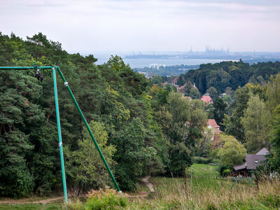 Widok na Zatokę Gdańską z Łysej Góry 110 m n.p.m.