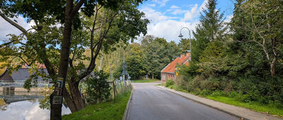 Kuźnia wodna ↔ Kuźnia Wodna, rozejście szlaków