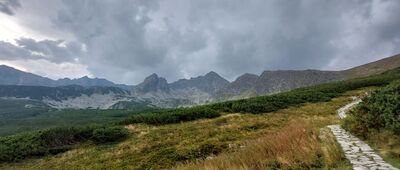 Kolejka krzesełkowa Gąsienicowa, stacja dolna ↔ Dwoiśniak