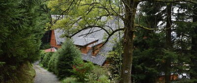 Schronisko Pod Muflonem, skrzyżowanie szlaków