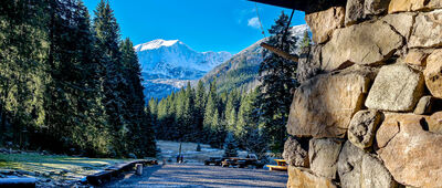 Schronisko PTTK na Hali Ornak [Schronisko PTTK na Hali Ornak z widokiem na Bystrą i Błyszcz]