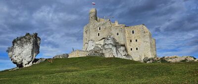 Bobolice, parking ↔ Mirów