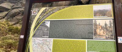 Starościńskie Skały, odejście szlaku czarnego