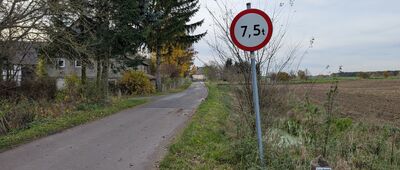 Twardocice, rozejście szlaków ↔ Rochów