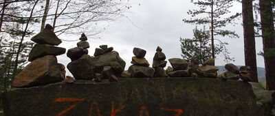 Rozejście szlaków ↔ Rozejście pod Wysokim Kamieniem