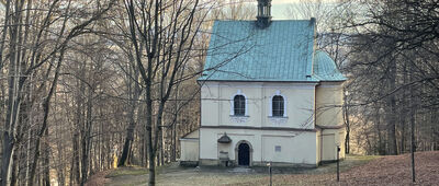 Kalwaria Zebrzydowska, parking ↔ Ruiny zamku Skrzyńskich