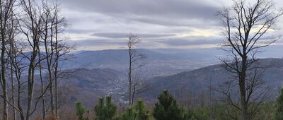 Schronisko PTTK Szyndzielnia [Widok z tarasu schroniska PTTK na Szyndzielni]
