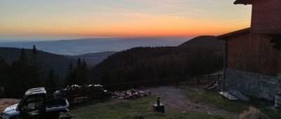 Rozejście przy Schronisku Na Śnieżniku