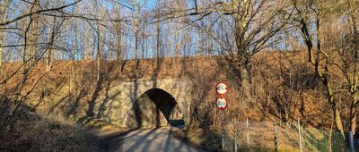 Siedlęcin, skrzyżowanie przy kościele ↔ Skrzyżowanie przy dawnych piecach wapienniczych