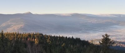 Ostra Mała, punkt widokowy [Widok z Ostrej Małej]