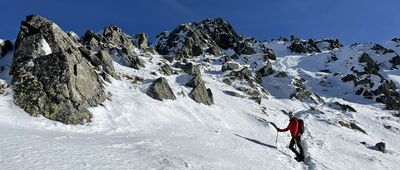 Świnicka Przełęcz ↔ Pod Świnicą