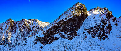 Dwoiśniak ↔ Liliowe [Kościelec z zielonego szlaku na Przełęcz Liliowe]
