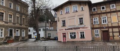 Sokołowsko, ul. Główna ↔ Sokołowsko, Skwer Krzysztofa Kieślowskiego