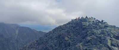 Pod Slavkovským štítom ↔ Slavkovský štít