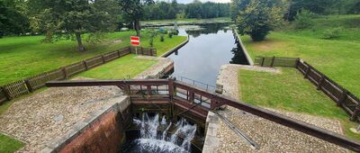 Mikaszówka ↔ Mikaszówka, węzeł szlaków [śluza Mikaszówka]