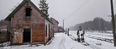 Krąg ↔ Szlachta, dworzec kolejowy