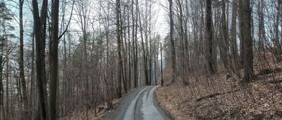 Dawne schronisko PTTK Pod Tułem