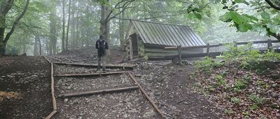 Przełęcz Szopka ↔ Trzy Korony, kasa [W drodze na Trzy Korony (w deszczu)]