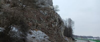 Skała Kmity ↔ Szczyglice, rozejście szlaku do Skały Kmity