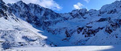 Czarny Staw Gąsienicowy ↔ Czarny Staw Gąsienicowy, pod Granatami