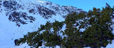 Czarny Staw Gąsienicowy ↔ Czarny Staw Gąsienicowy, pod Granatami