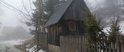 Chatka na Potrójnej ↔ Pod Potrójną