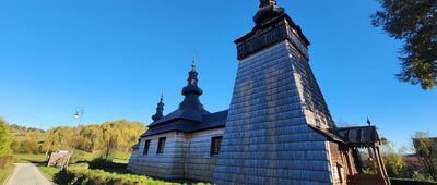 Złockie, szkoła ↔ Szczawnik [cerkiew w Szczawniku]