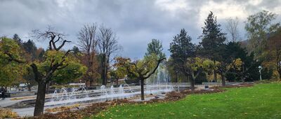 Krynica Zdrój, kościół [fontanna multimedialna]