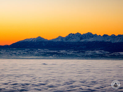 Tatry z Babiej Góry o brzasku