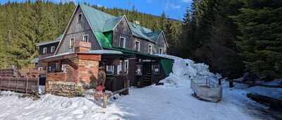 Bouda u Bílého Labe