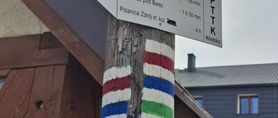 Zieleniec, odejście szlaku zielonego