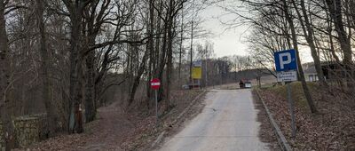 Rozejście szlaków ↔ Wąwóz Myśliborski, parking