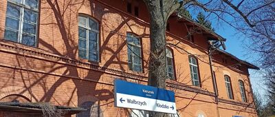 Bartnica, stacja kolejowa